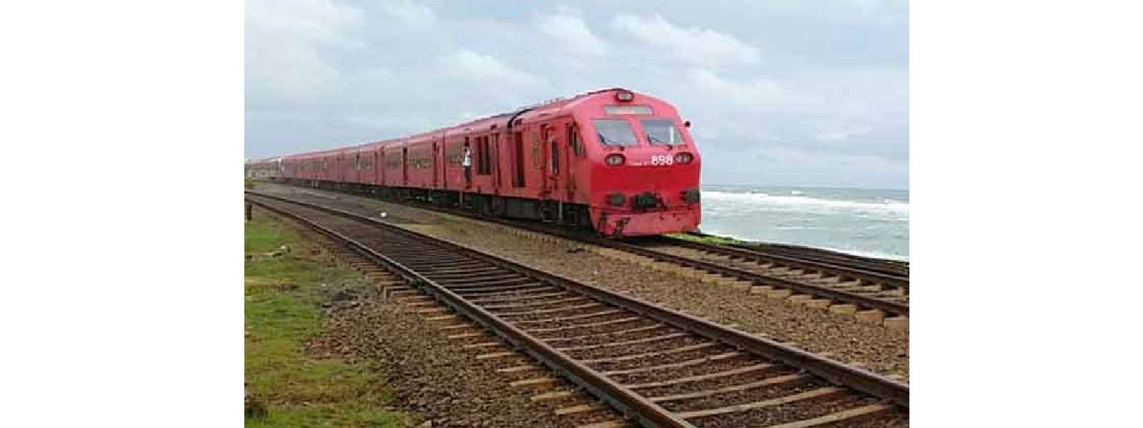 මුහුදුබඩ මාර්ගයේ යළි දුම්රිය ප්‍රමාදයක්